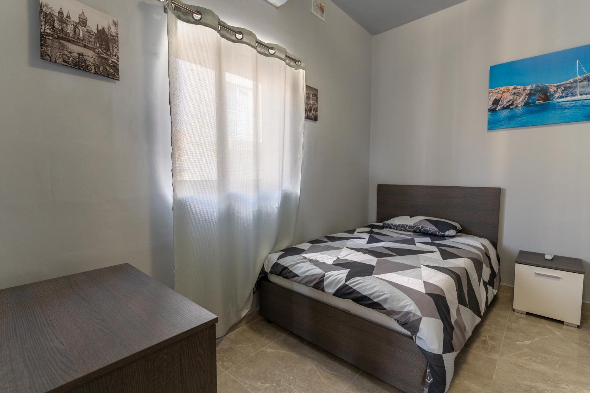 Luxurious Beach Apartment Birzebbuga Exterior photo